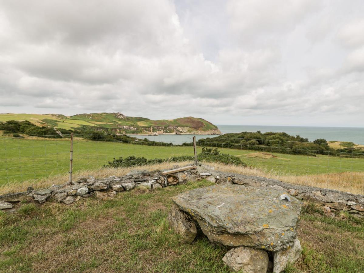 Porthwen Lodge Amlwch エクステリア 写真